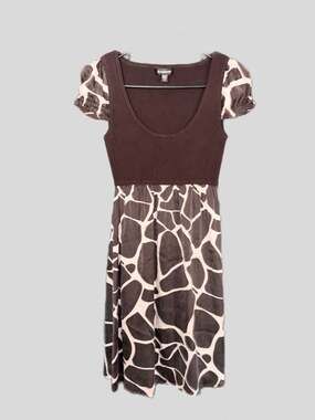 Bebe Vintage Brown Ribbed Knit Giraffe Print Empire Waist Mini Dress